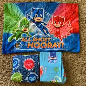 PJ Masks twin sheet set.